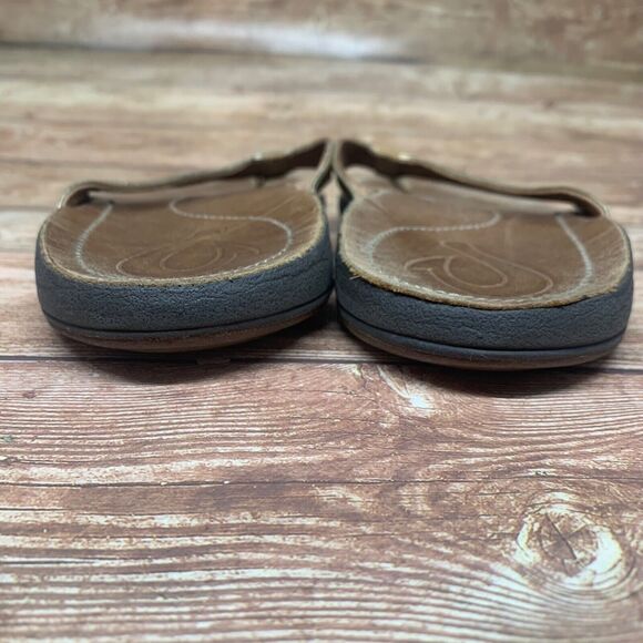 Olukai Kumu Brown Leather Gold Tone Strap Sandal Flip Flops Womens Size 8 EU 38 - Picture 5 of 11